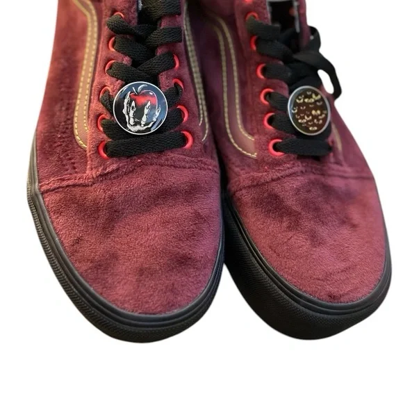 NWT Vans x Disney Poison Apple Sneakers